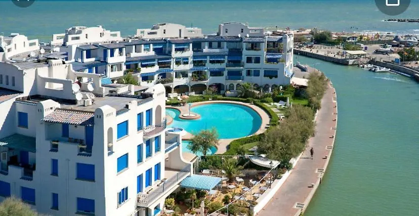 Vista Mare Porto Verde Apartment Misano Adriatico